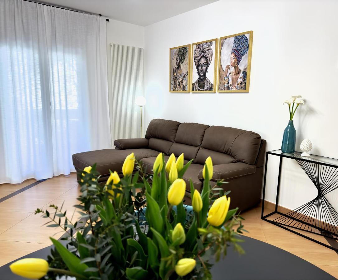 Salento Sweet Home - Obelisco Luxury Apartment 莱切 外观 照片