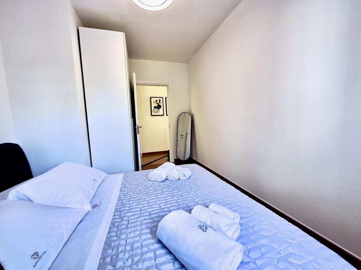 Salento Sweet Home - Obelisco Luxury Apartment 莱切 外观 照片