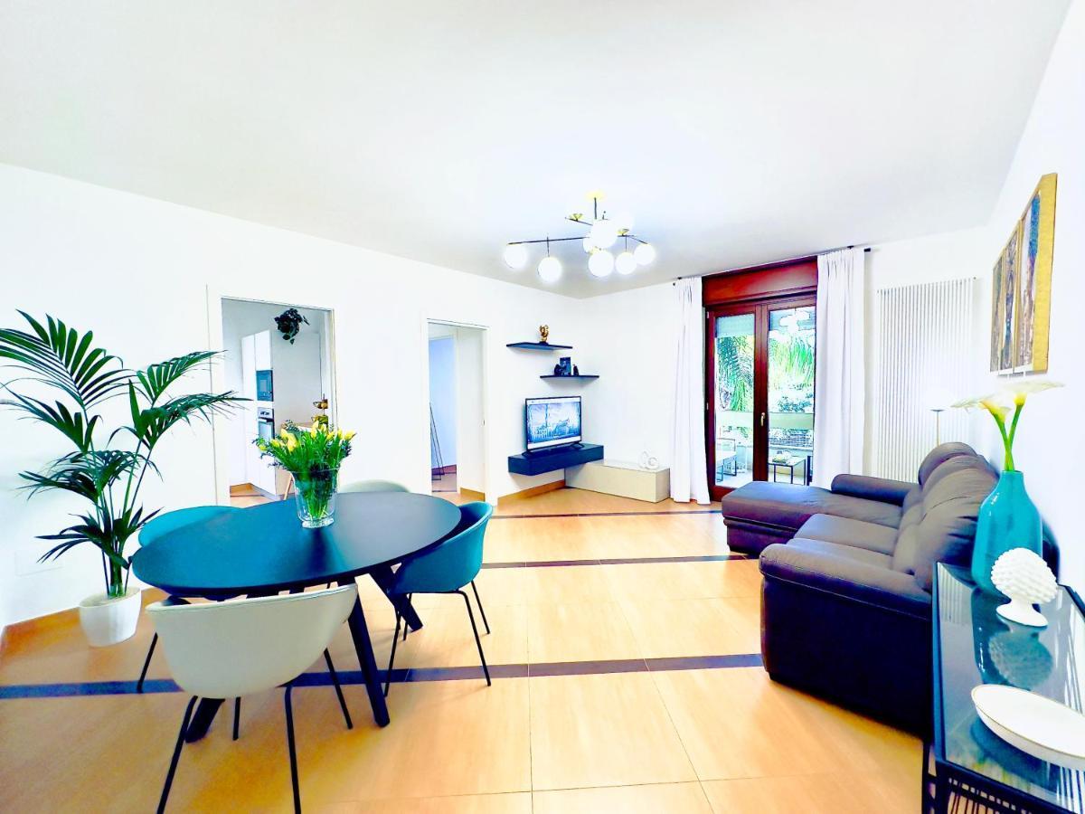 Salento Sweet Home - Obelisco Luxury Apartment 莱切 外观 照片