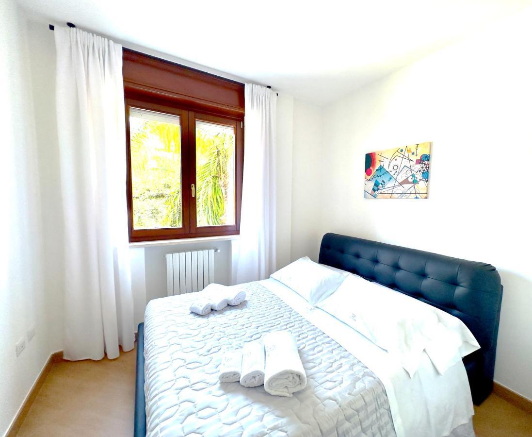 Salento Sweet Home - Obelisco Luxury Apartment 莱切 外观 照片